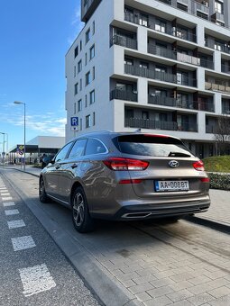 Hyundai i30 CW 1.5 T-GDi mHEV iMT Family odpočet DPH - 9