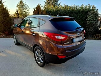 Hyundai IX35 TUCSON 2.0 Diesel 4x4 - 9