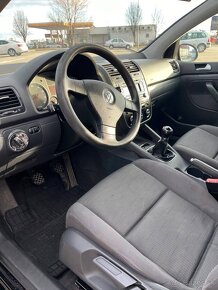 Volkswagen Golf 5 - 9