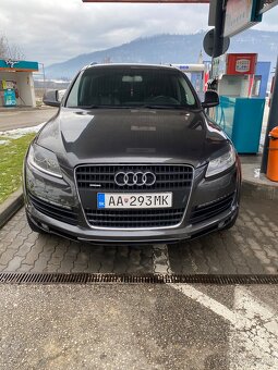 Audi Q7 4.2 FSI V8 QUATTRO - 9