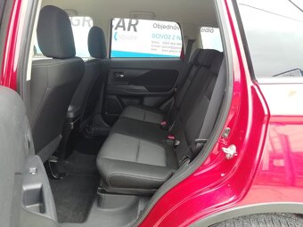 Mitsubishi Outlander  2,2   DI-D   4WD   CVT    7M - 9