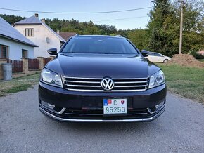 VW Passat B7 2.0TDi Highline 4x4 Panoráma - 9