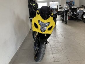 Suzuki GSX-R 750 - 9