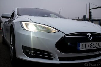 Tesla Model S 85D - 9