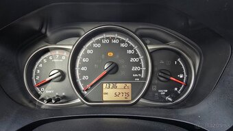 Toyota Yaris 1.33 VVT-i Trend - 9