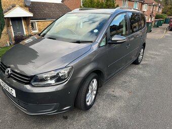 Volkswagen Touran - 9