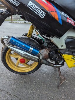 Aprilia SR 50 - 9