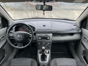 Mazda 2 1,2 benzín, 55kW, MT/5, rok:12.2003. - 9