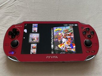 PS Vita, hacknuta s 256 GB kartou plnou hier - 9