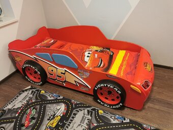 Detská posteľ auto McQUEEN 90 x 180 cm - 9