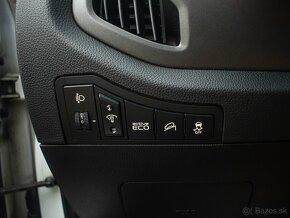 Kia Sportage 2.0 CRDi VGT 4WD EX A/T - 9