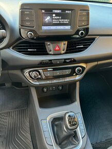 Hyundai i30 1.4 TGDI,103Kw,2018,benzín,86000km,1.majitel - 9