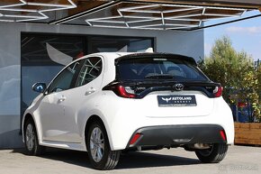 Toyota Yaris 1.5 Hybrid e-CVT Comfort 85kW - 9