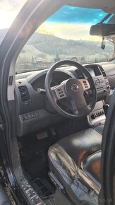 Predám Nissan Navara D40 - 9