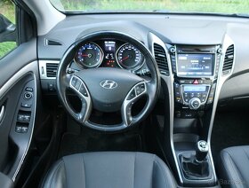 Predám Hyundai i30 CW CRDi, plná výbava+ťažné, AJ NA SPLÁTKY - 9