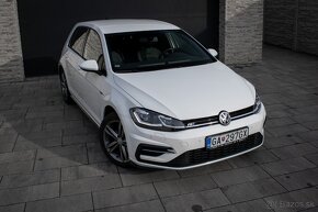 Volkswagen Golf 2.0 TDI R-Line Comfortline DSG - 9