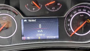 Opel Insignia 2.0 diesel 4×4 automat. - 9