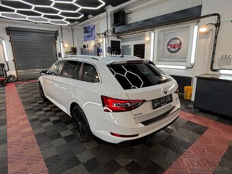 Škoda Superb Combi 2.0 TDI Style DSG EU6 - 9