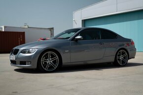 BMW e92 325i - 9