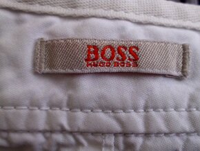 Hugo Boss pánske krátke cargo nohavice  L 52 - 9