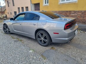 DODGE CHARGER - 9