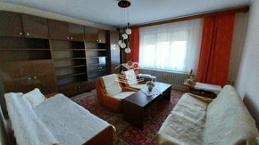 PREDAJ, rodinný dom, rozľahlý pozemok 712 m2, Sološnica, okr - 9