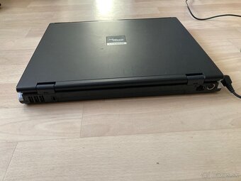 Notebook Fujitsu E8110 - 9