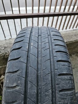 Michelin 195 65 R15 letne na diskoch - 9