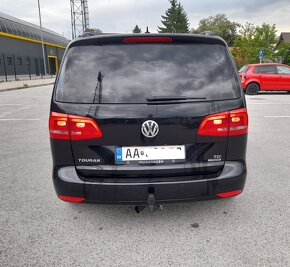 VW Touran 1.6 TDI Comfortline - 9