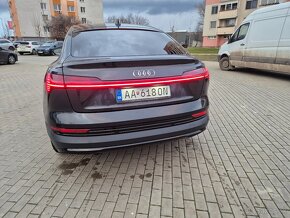 AUDI E TRON audi e tron 50 sportback S LINE - 9