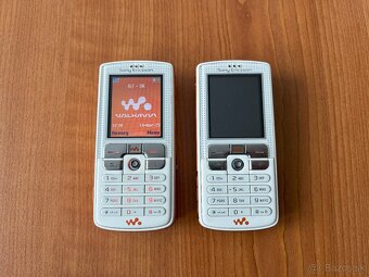 Sony Ericsson W800i - 9