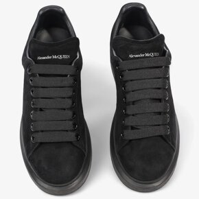 Alexander McQueen č.36-47 NOVE - 9