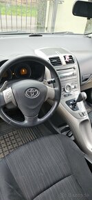 Toyota Auris 1,4 l D-4D - 9