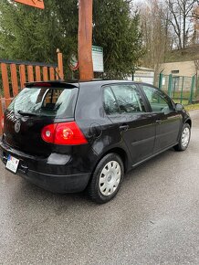 Vw golf 5 benzín 106 tisíc km 2007 - 9