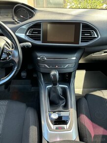 Peugeot 308 1.6 HDi - 9