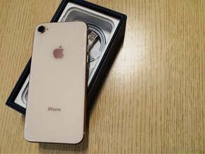 iPhone 8 - 9