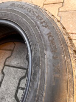 225/65R17 Nokian zimne celoročne - 9