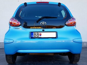 Toyota Aygo 1.0 VVT-i ● 03.2014 ● Kúpené v SR ●119 tisíc KM - 9