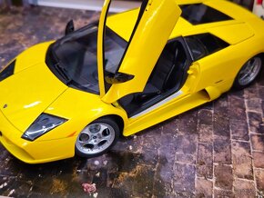 Lamborghini Murcielago 1:18 Autoart - 9