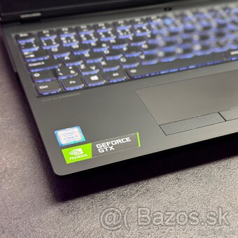 Predám herný notebok Lenovo Y540 -15IRH Raven Black - 9