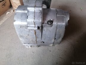 Motor na CZ 175/ 477 - 9