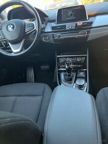 BMW 218d Gran Tourer 2 - 9