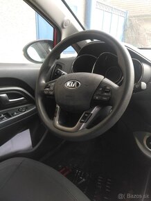 kia rio 1,1 diesel 2012 - 9