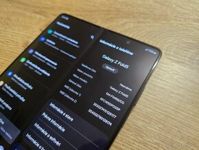 Samsung Fold 5 256gb v top stave bez znamok pouzivania telef - 9