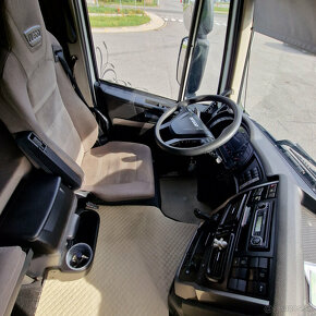 IVECO STRALIS EEV, 120m3, dvojita podlaha - 9