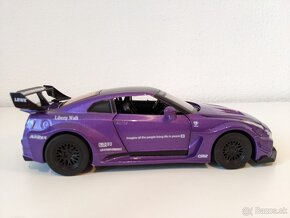 Predam kovovy model Nissan GT-R v edicii Liberty Walk - 9