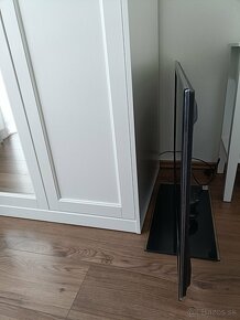 LED TV Samsung, uhlopr. 94cm - 9