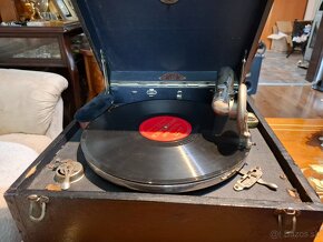 Predám funkčný starožitný gramofon na kluku Diamond Pathé vi - 9