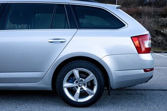 Škoda Octavia Combi 2.0 TDI Edition 4x4 - 9