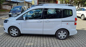 Ford Tourneo Courier 1.0 Eco Boost - 9